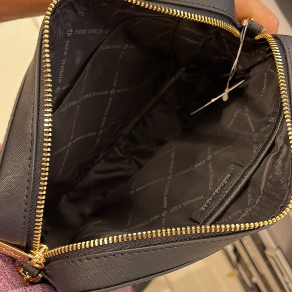 Michael Kors Jet Set Item Large East West Zip Crossbody Leather Black - Picture 9 of 16